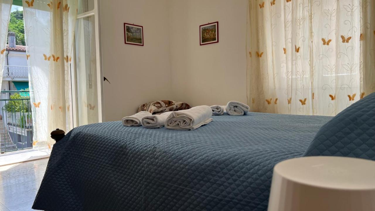 Amelia A Mare Apartment เปาลา ภายนอก รูปภาพ