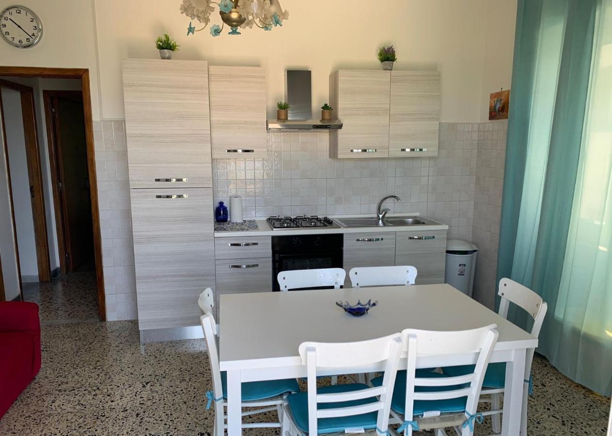 Amelia A Mare Apartment เปาลา ภายนอก รูปภาพ