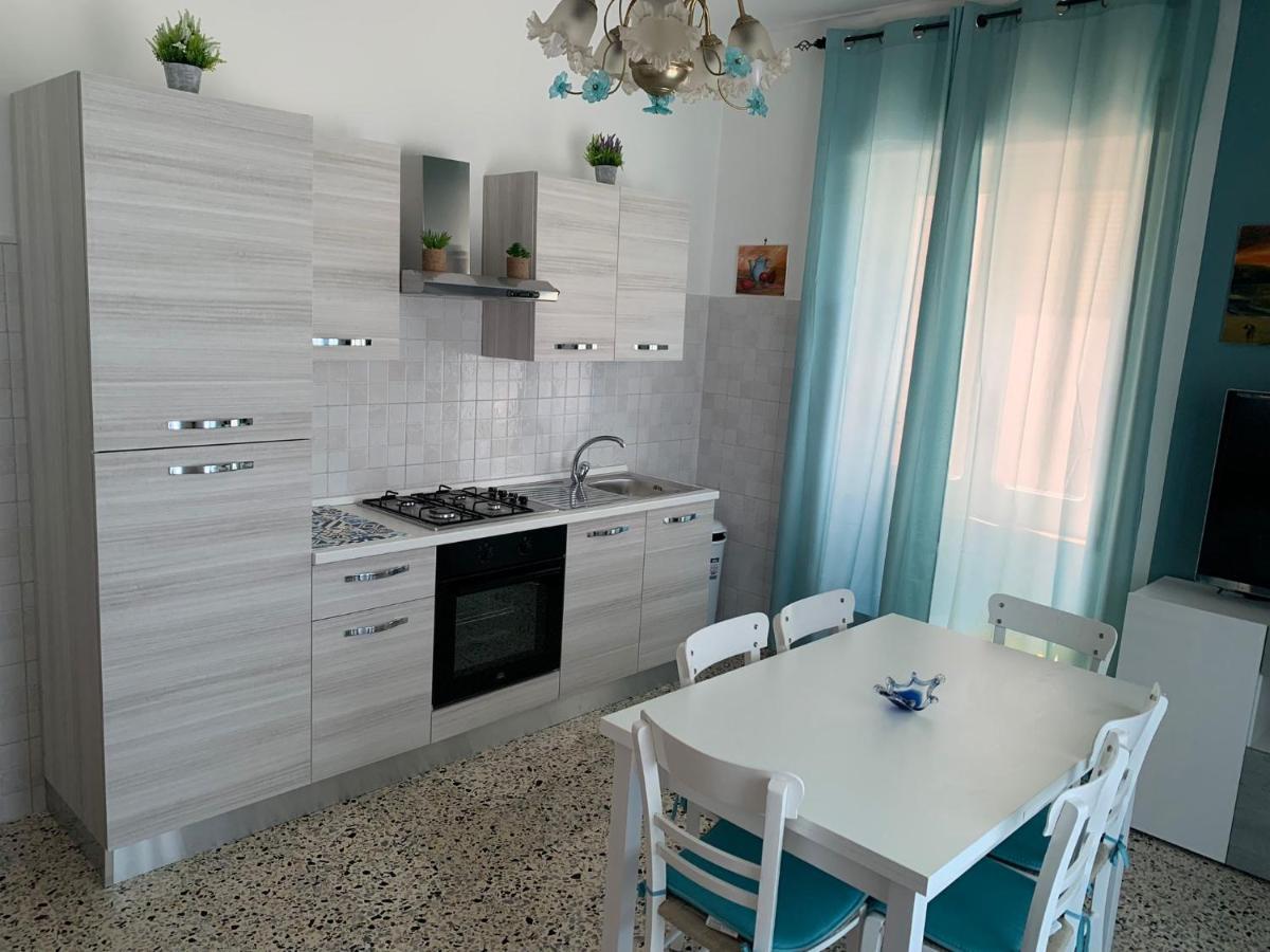 Amelia A Mare Apartment เปาลา ภายนอก รูปภาพ
